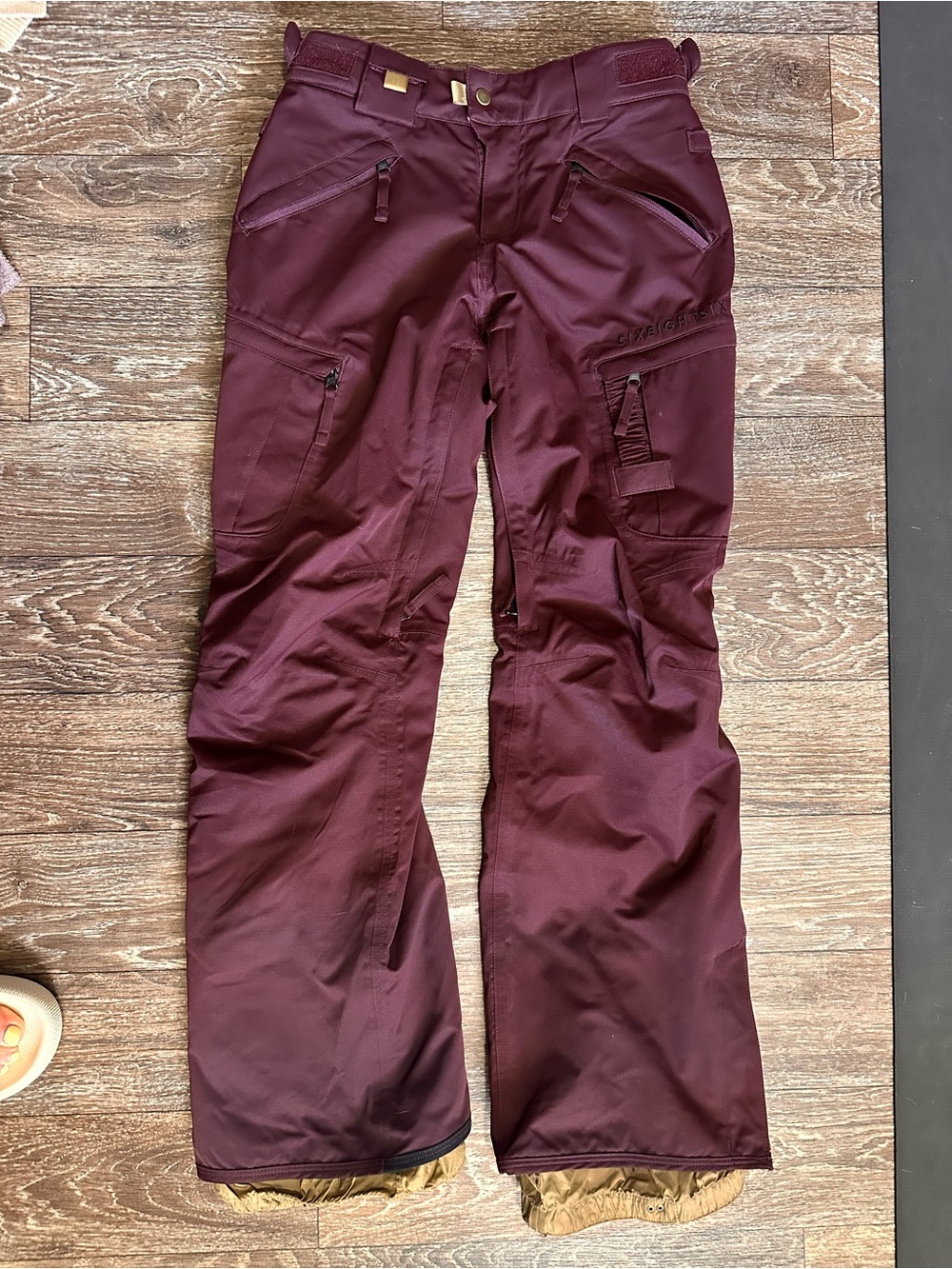 686 Women's Tan and Burgundy Thermal Snowboard Pants